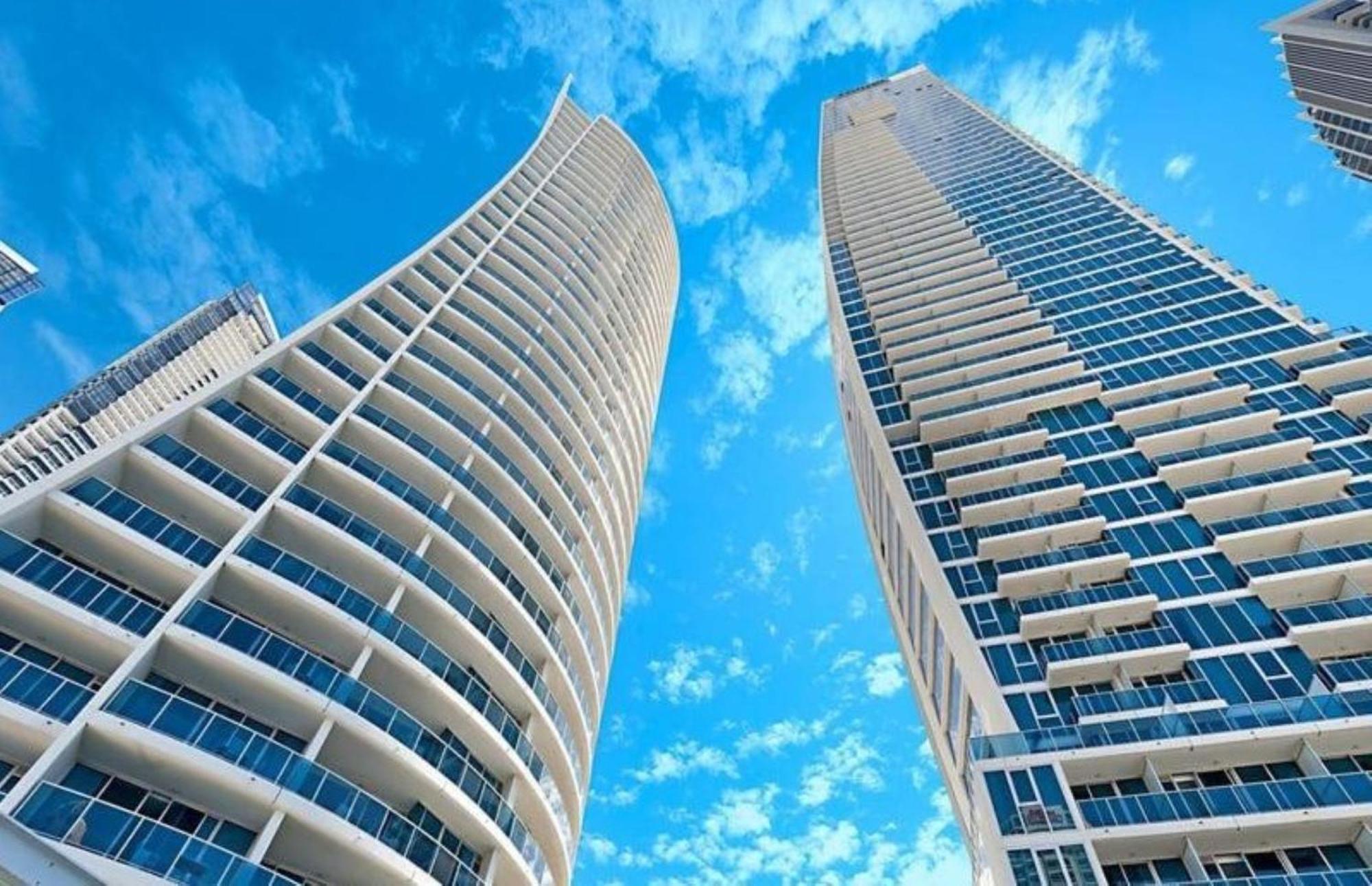 H-Residences Private Apartments - Hosted By Coastal Letting 黄金海岸 外观 照片
